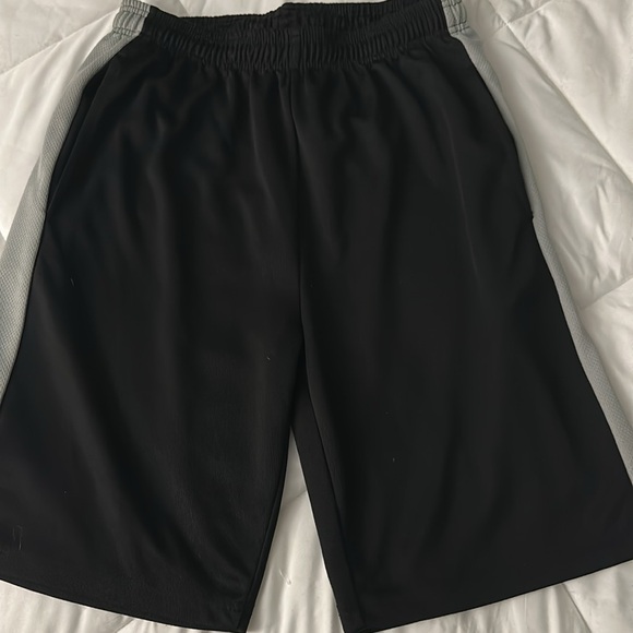 Men's Athletic 4 Pairs Shorts Set - Blue, Black, Gray size XL - Picture 6 of 6